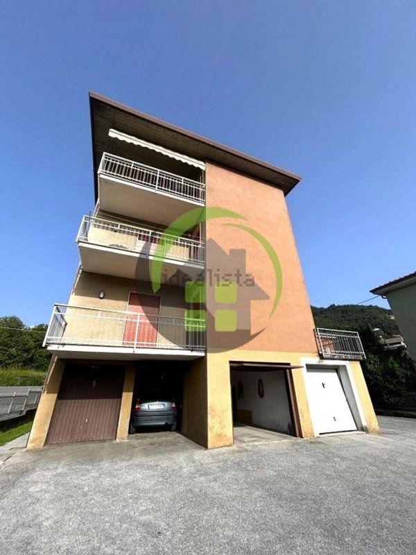 appartamento in vendita a Colzate in zona Bondo Colzate