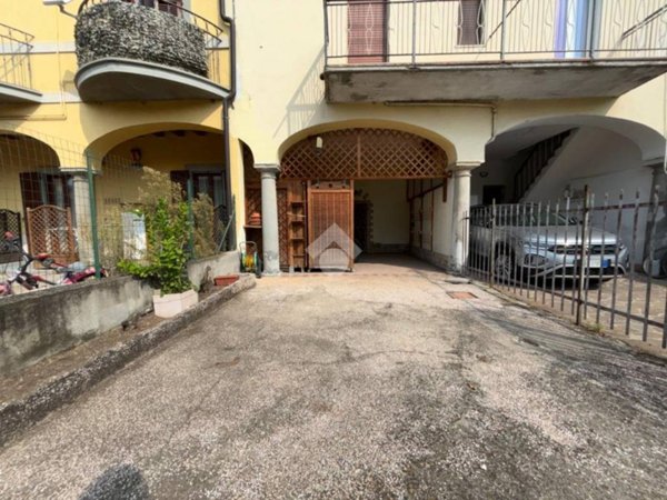 appartamento in vendita a Comun Nuovo