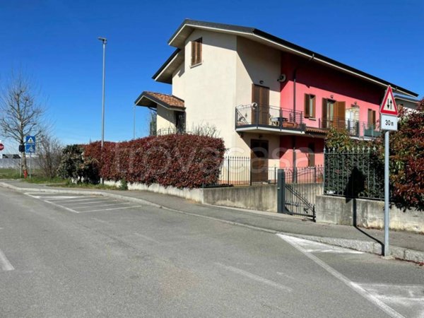 quadrivano in vendita a Comun Nuovo