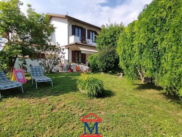 casa indipendente in vendita a Comun Nuovo
