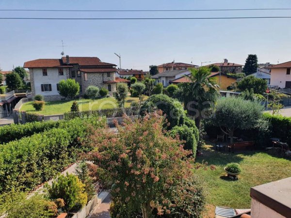 casa indipendente in vendita a Comun Nuovo