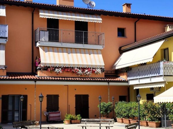 appartamento in vendita a Comun Nuovo