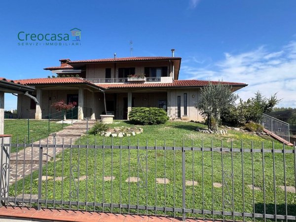 appartamento in vendita a Comun Nuovo