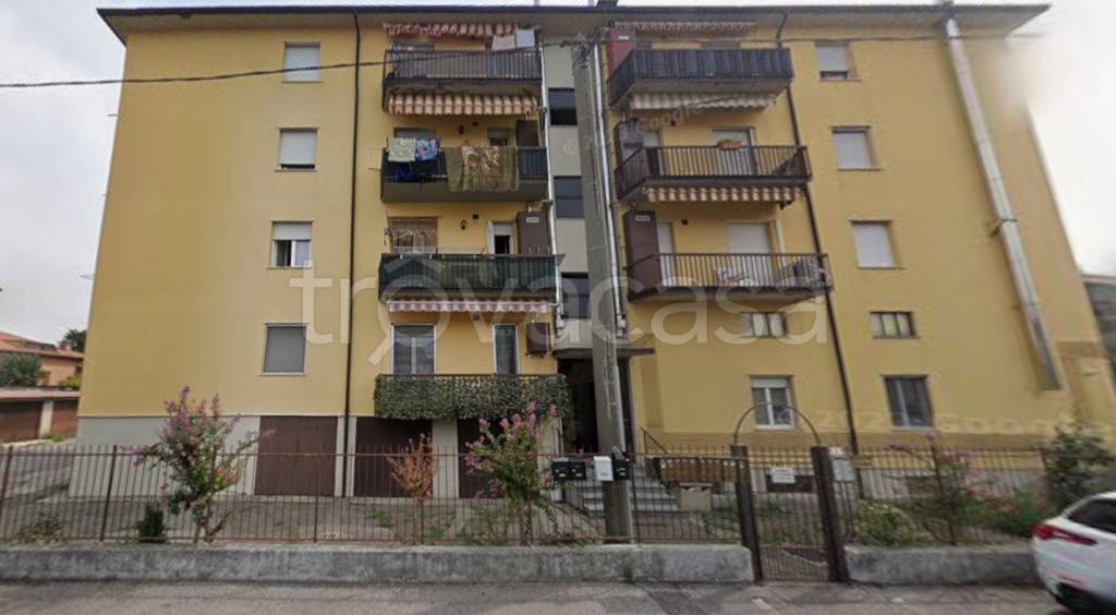 appartamento in vendita a Comun Nuovo