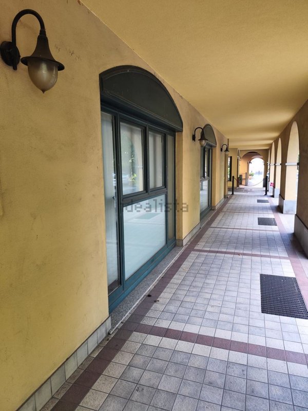 ufficio in vendita a Comun Nuovo