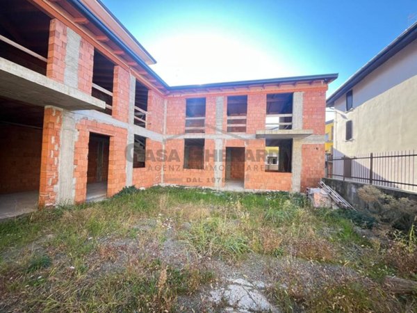 casa indipendente in vendita a Comun Nuovo
