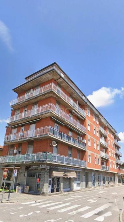 negozio in vendita a Comun Nuovo