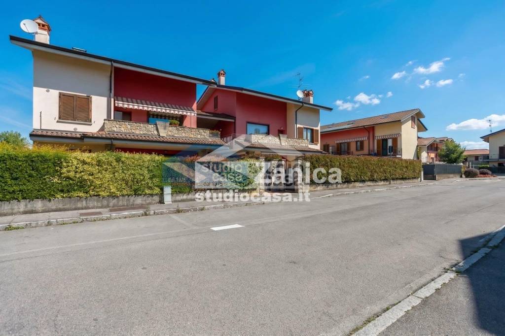 appartamento in vendita a Comun Nuovo