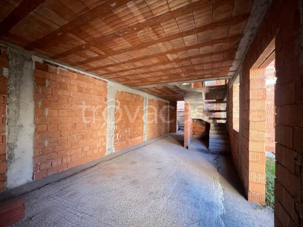 casa indipendente in vendita a Comun Nuovo