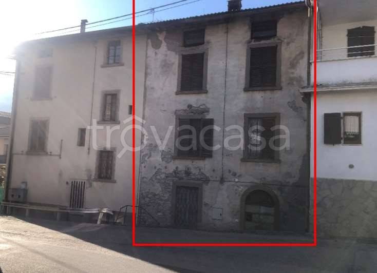 casa indipendente in vendita a Corna Imagna
