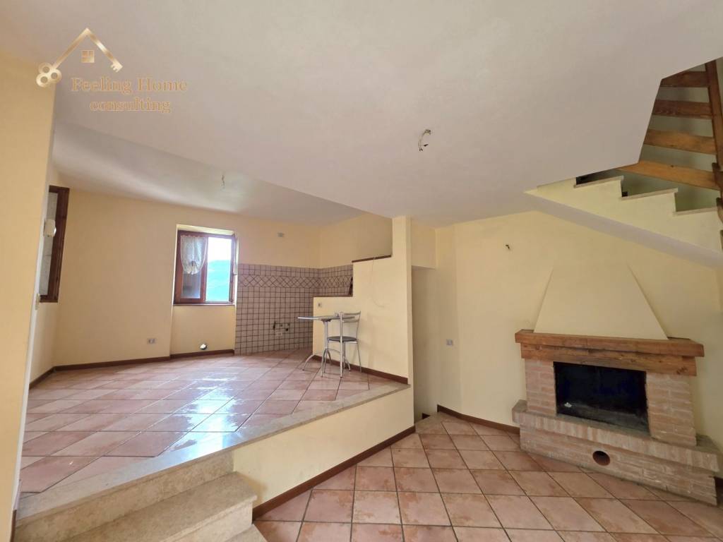 casa indipendente in vendita a Corna Imagna