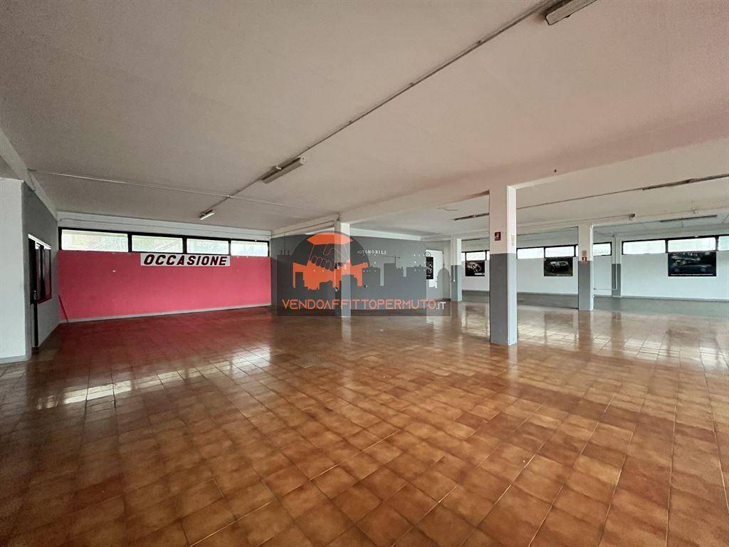 negozio in vendita a Cortenuova