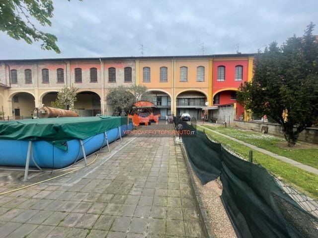 casa indipendente in vendita a Cortenuova