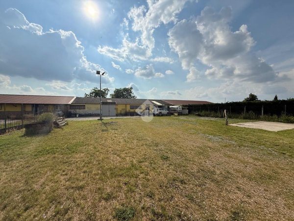 terreno agricolo in vendita a Cortenuova