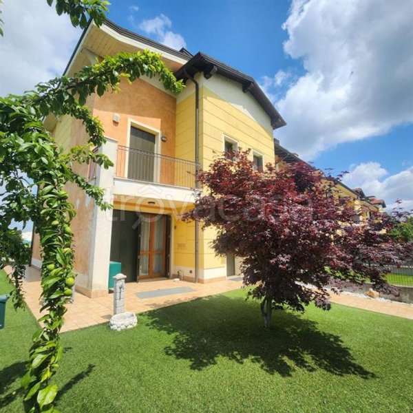 casa indipendente in vendita a Cortenuova