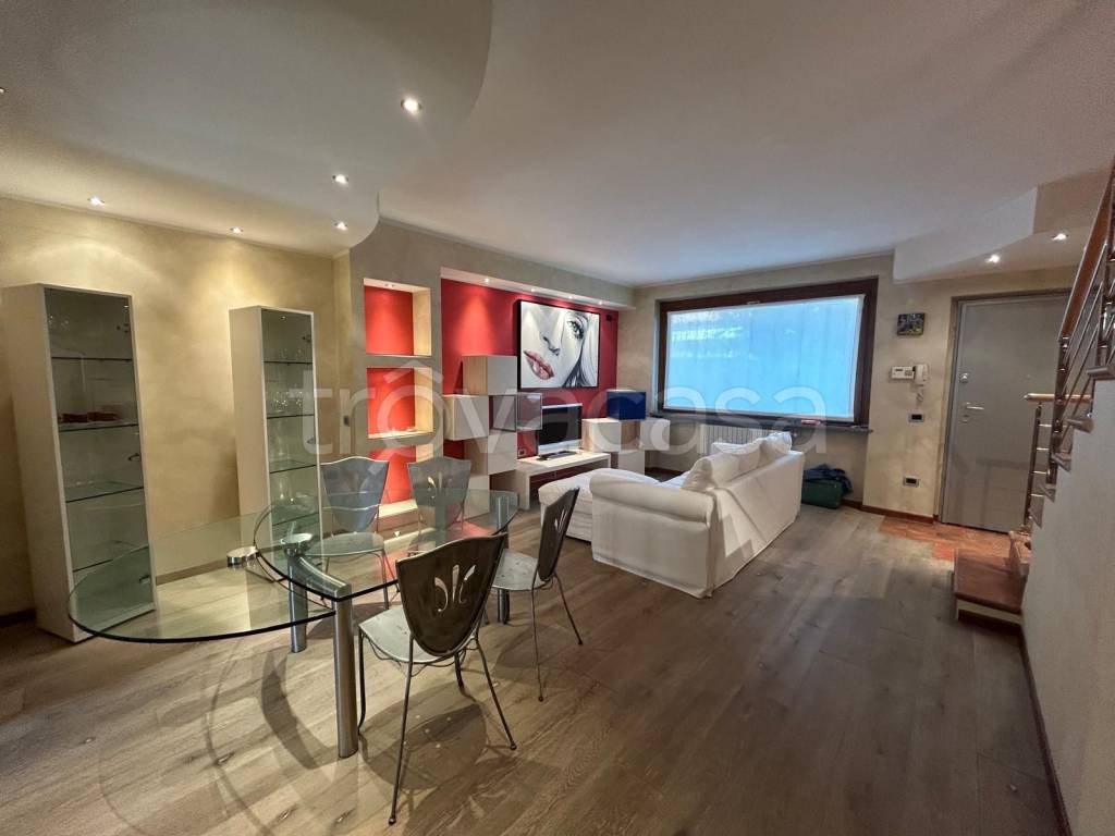 casa indipendente in vendita a Cortenuova