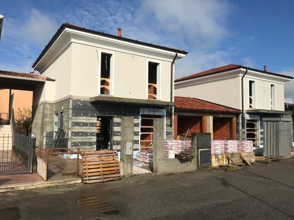 casa indipendente in vendita a Cortenuova