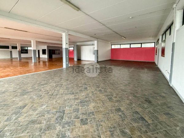 negozio in vendita a Cortenuova