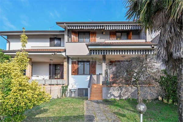 casa indipendente in vendita a Cortenuova