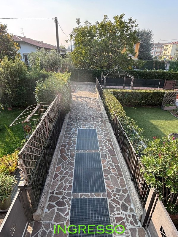 appartamento in vendita a Costa di Mezzate