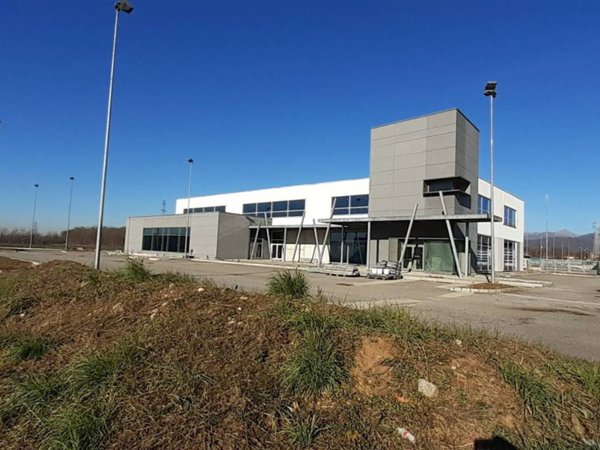 negozio in vendita a Costa di Mezzate