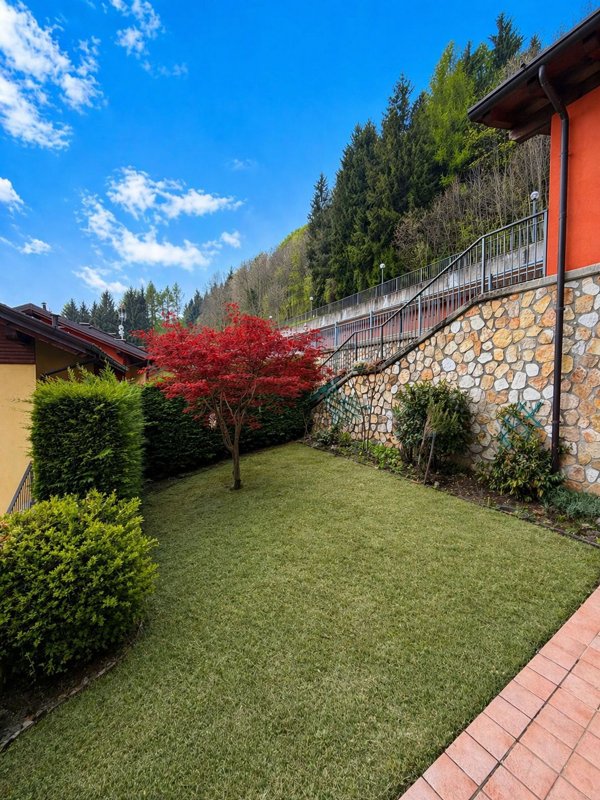 appartamento in vendita a Costa Valle Imagna