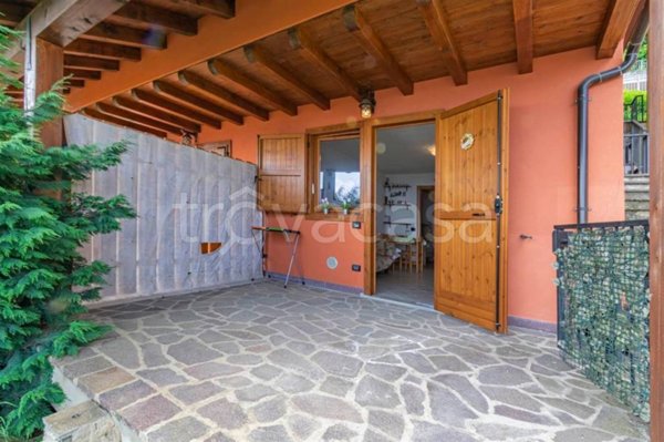 appartamento in vendita a Costa Valle Imagna