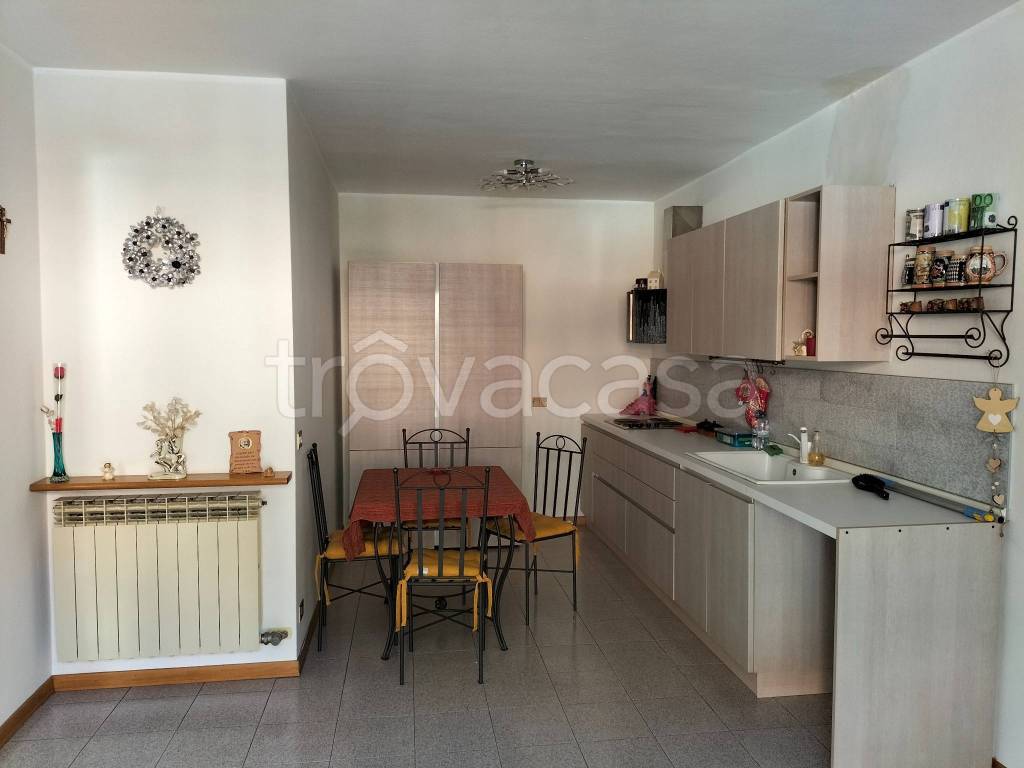 appartamento in vendita a Costa Volpino