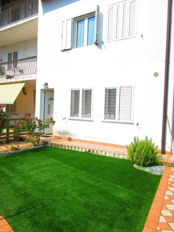 appartamento in vendita a Costa Volpino
