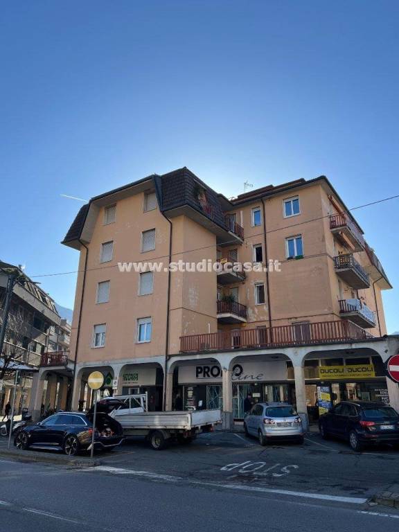 appartamento in vendita a Costa Volpino