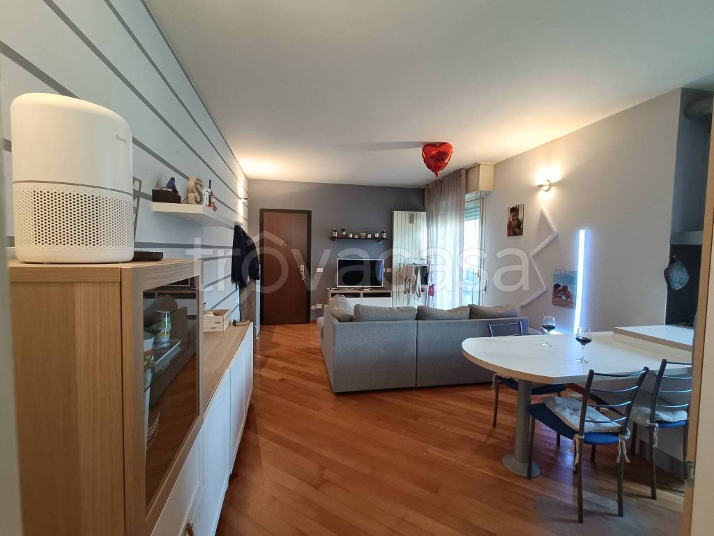 appartamento in vendita a Costa Volpino
