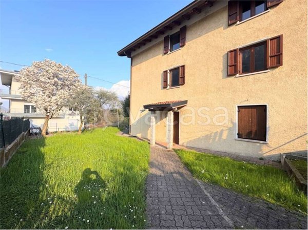 appartamento in vendita a Costa Volpino