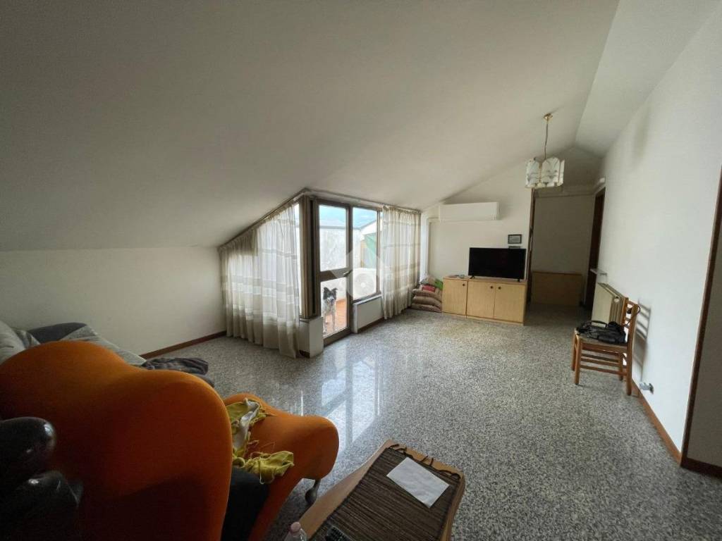 appartamento in vendita a Costa Volpino