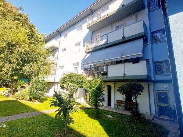 appartamento in vendita a Costa Volpino