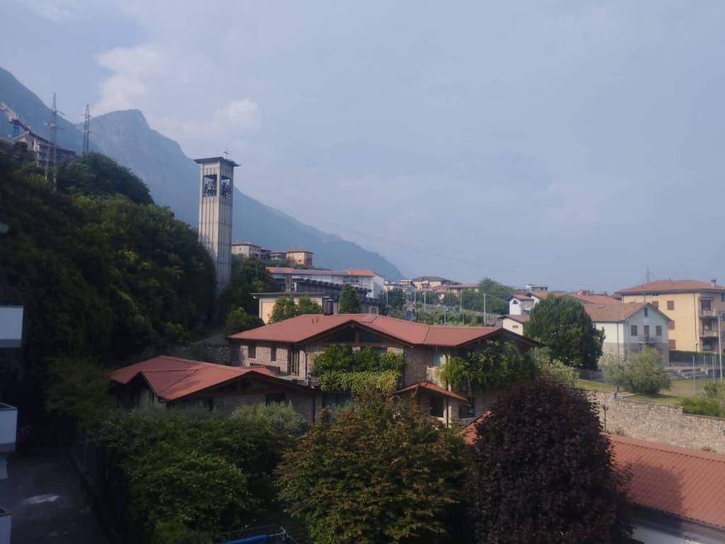 appartamento in vendita a Costa Volpino