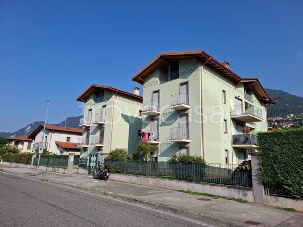 appartamento in vendita a Costa Volpino