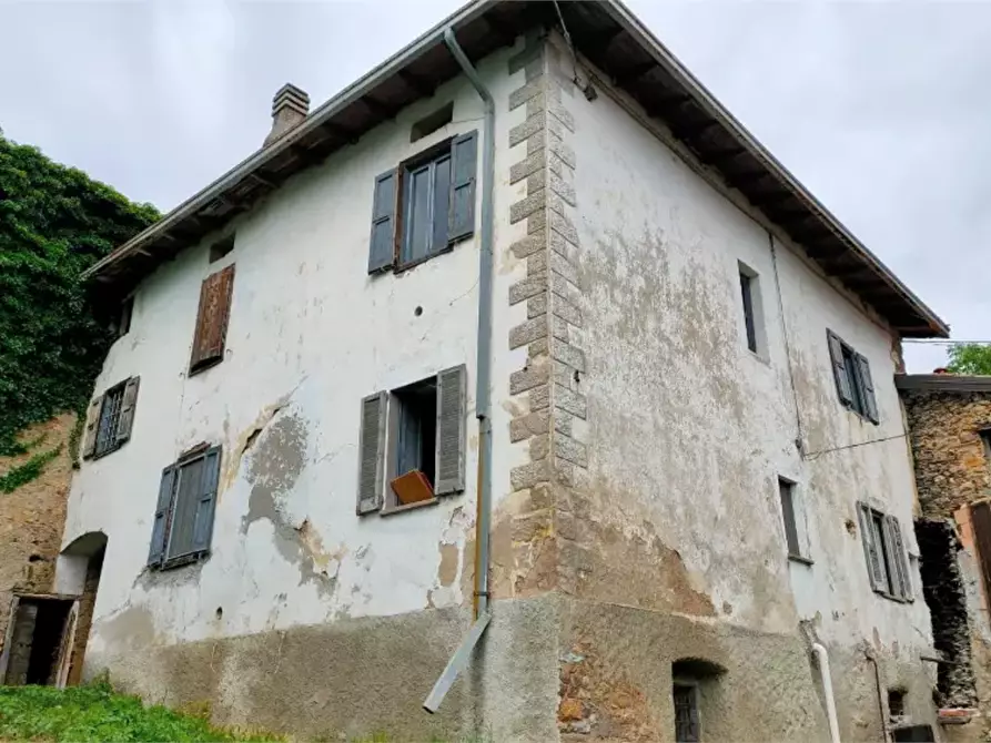 casa indipendente in vendita a Costa Volpino