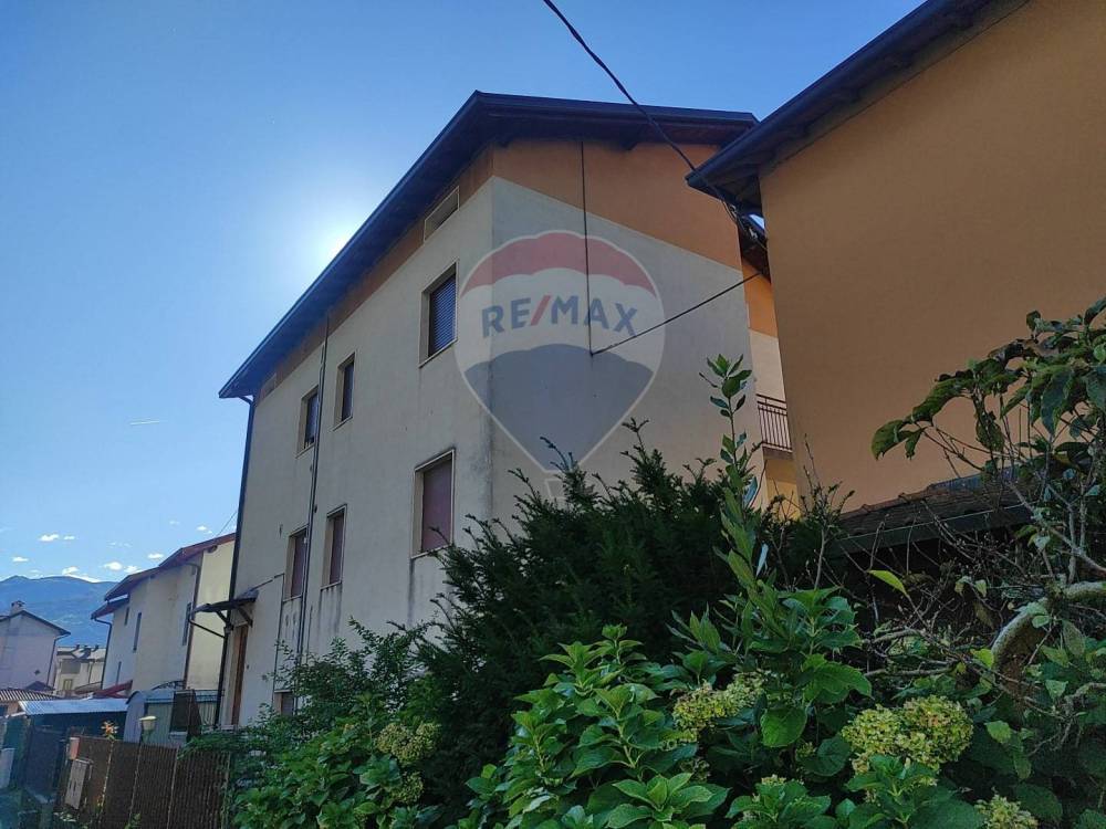 appartamento in vendita a Costa Volpino