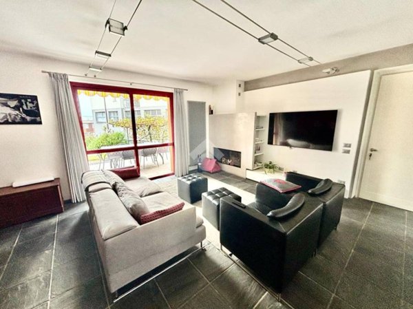 casa indipendente in vendita a Costa Volpino