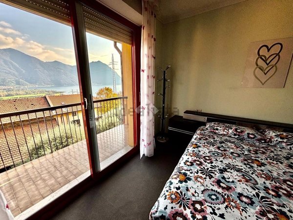 casa indipendente in vendita a Costa Volpino