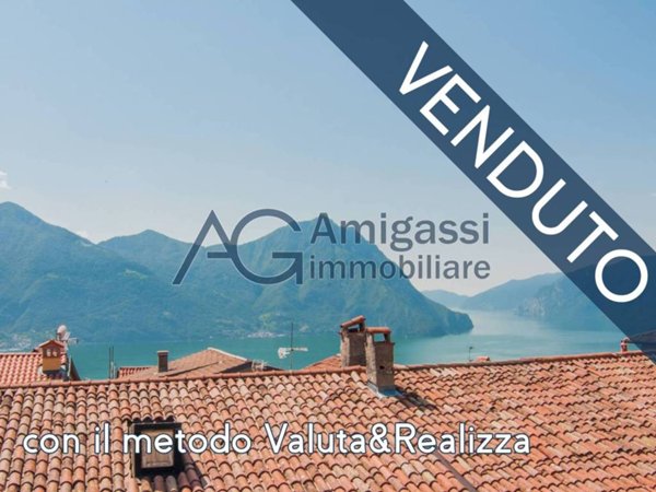 casa indipendente in vendita a Costa Volpino