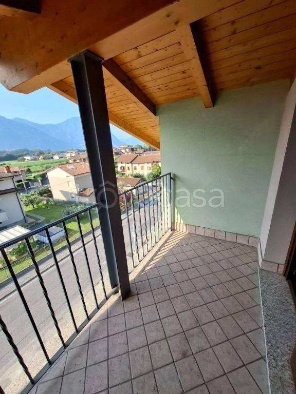 appartamento in vendita a Costa Volpino