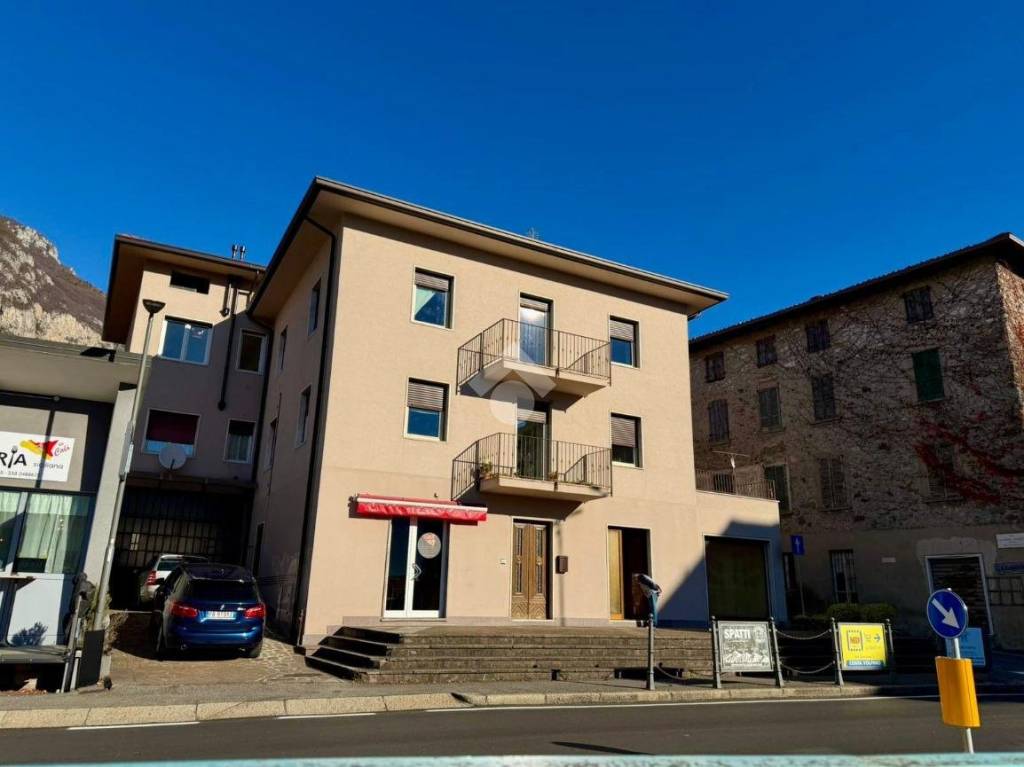 appartamento in vendita a Costa Volpino