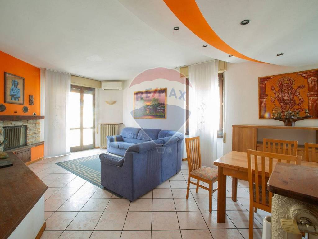 appartamento in vendita a Costa Volpino