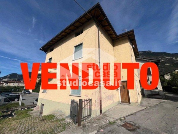 appartamento in vendita a Costa Volpino