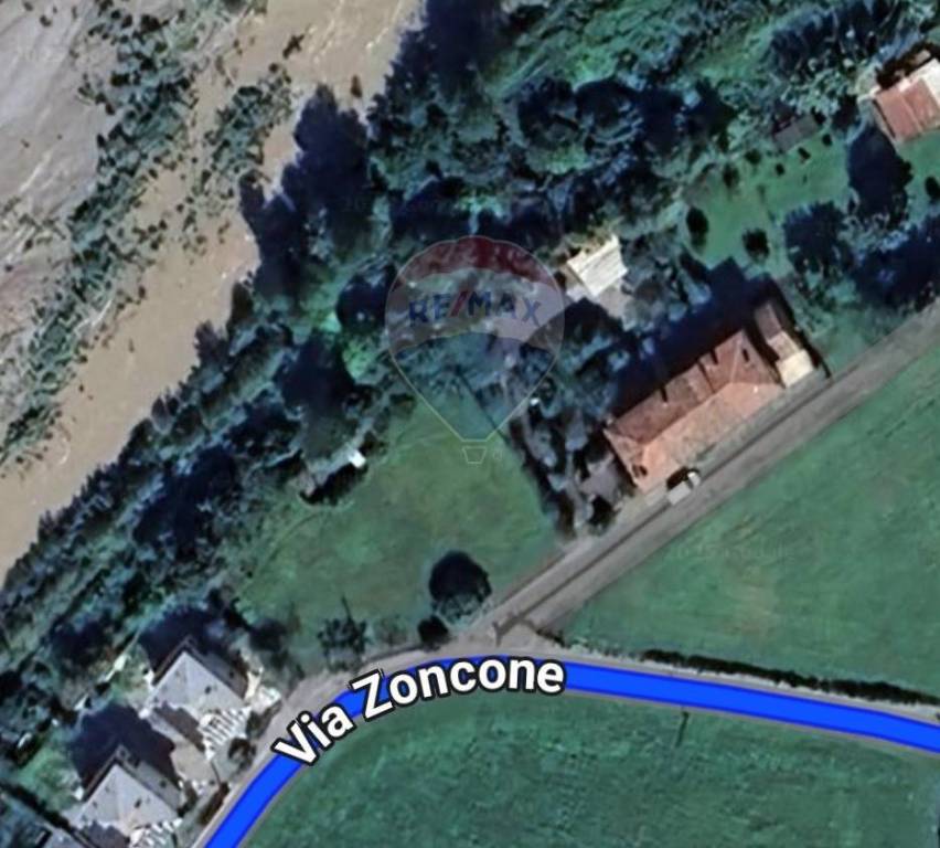 terreno edificabile in vendita a Costa Volpino