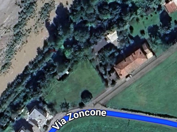 terreno edificabile in vendita a Costa Volpino