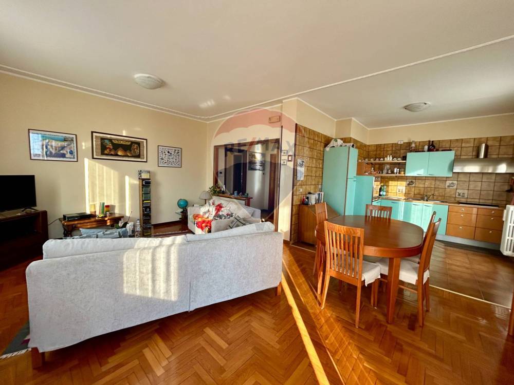 appartamento in vendita a Costa Volpino