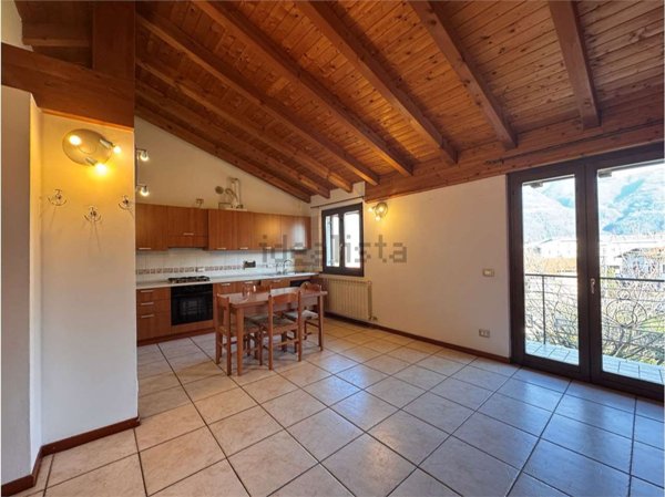 appartamento in vendita a Costa Volpino