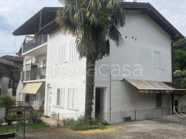 appartamento in vendita a Costa Volpino